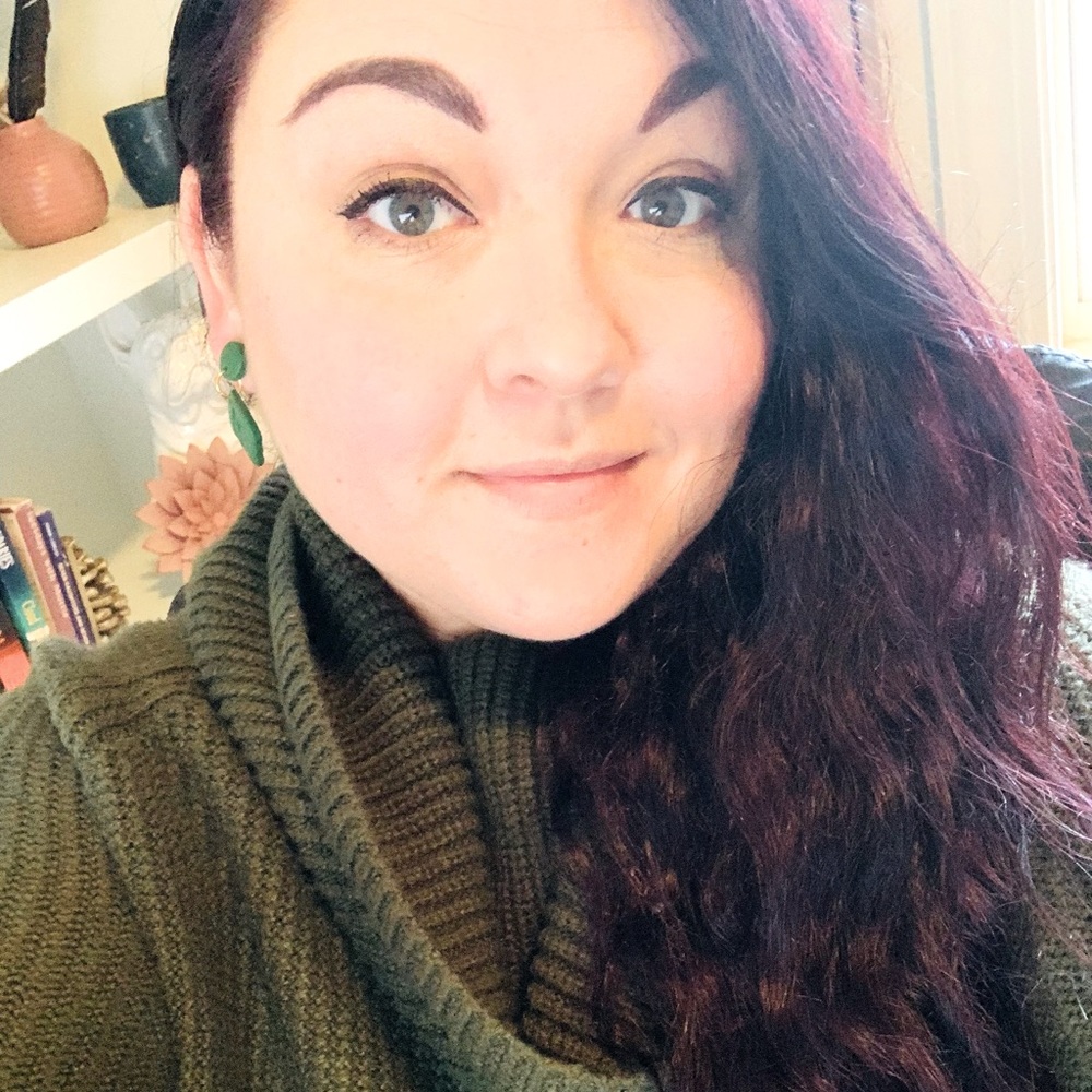Meet your Posher, April